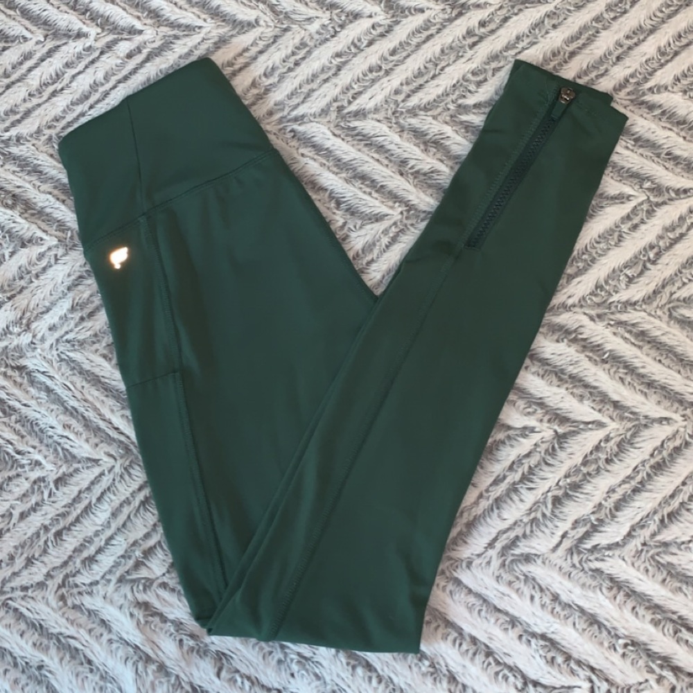 green motion 360 fabletics leggings